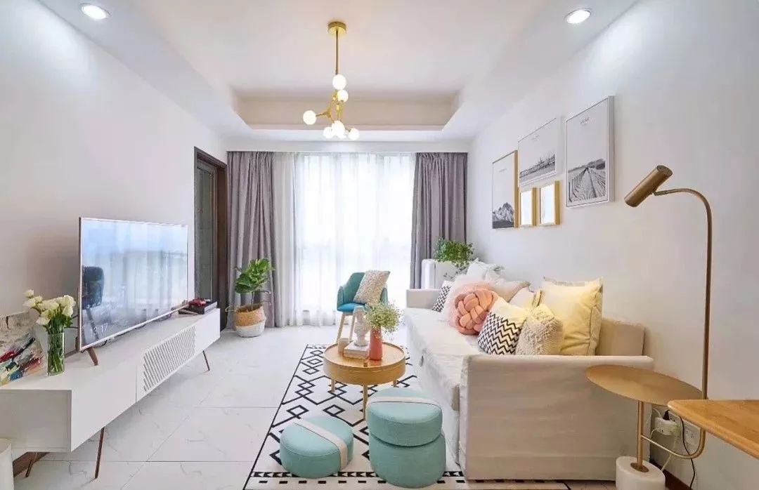 电视背景墙茶几电视柜搭配,现代简约客厅沙发茶几电视柜搭配