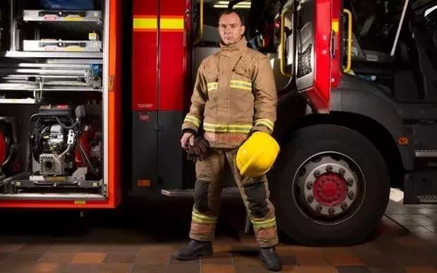 梅西救火阿根廷,梅西消防