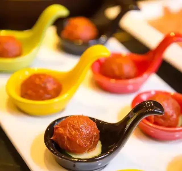 鍡滆荆鏄熶汉涓婃捣,鍡滆荆鏄熶汉