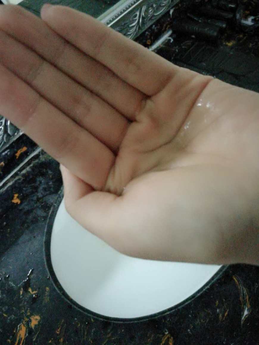 sk2水乳和基础护肤,sk2小灯泡精华面部护肤