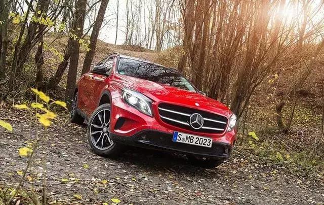 皮实长途舒适操控好的混动中型suv,20万内豪华家享大6座suv全新荣威rx9