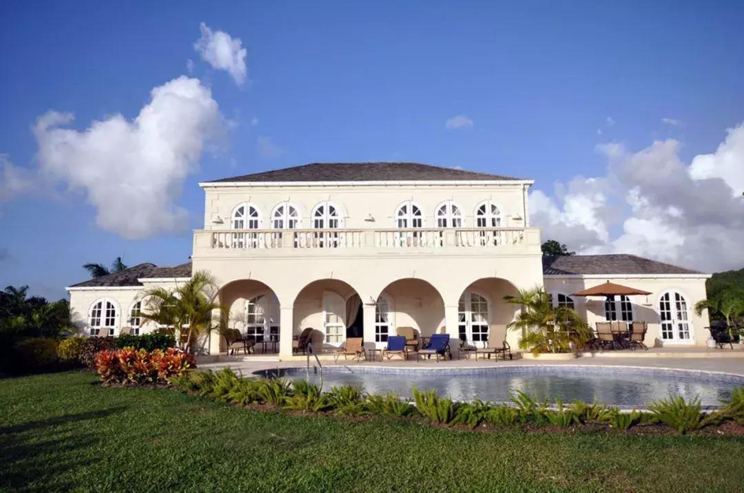 世界足球运动员十大私人豪宅,足球巨星的豪宅有多豪