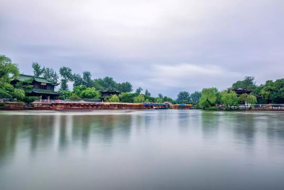 无限风光在险峰古诗,无限风光在险峰另一首诗