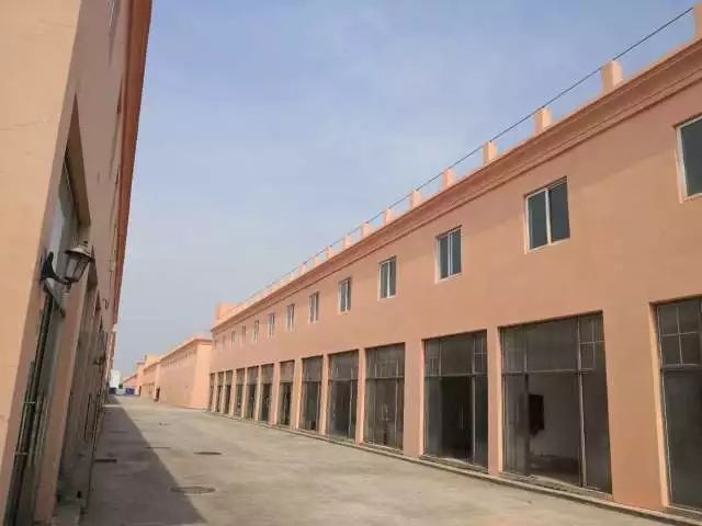 12年前建成，现还在招商！它能担负起北京外迁服装商户期望吗？