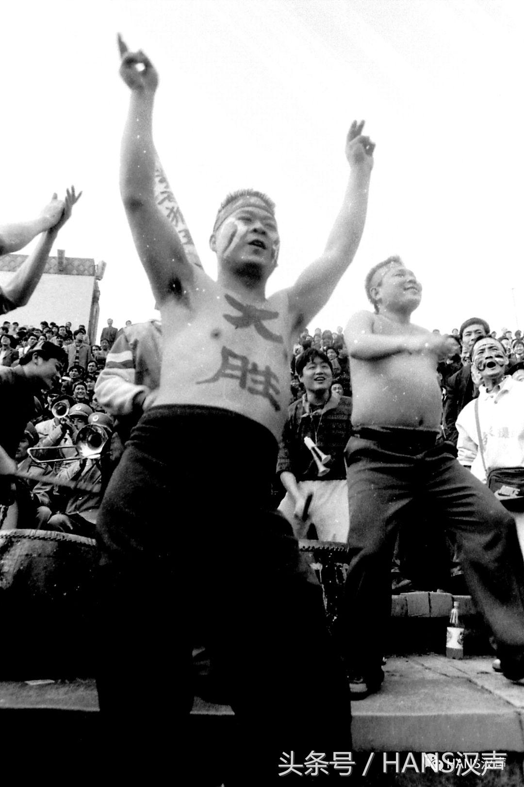 武汉银矿｜看看生你之前的爸妈，过得多潇洒？