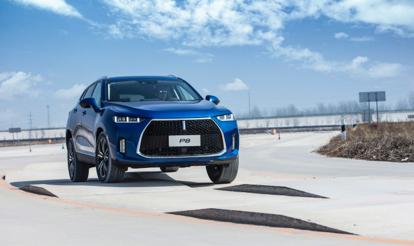 伊朗之战惊醒葡萄牙，“铁血队长”C罗与VV7并肩战斗到底