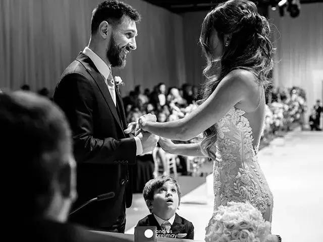 世界杯太太团惊艳全场,世界杯太太团颜值