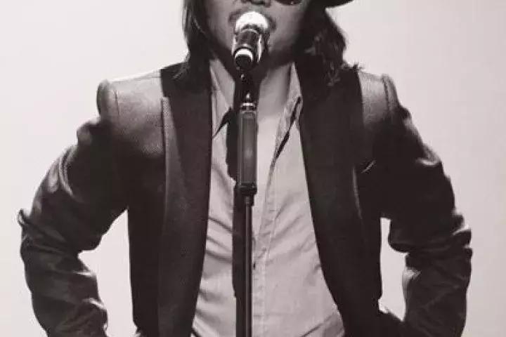 唱歌跑调居然真的是一种病,唱歌跑调还能当歌手么