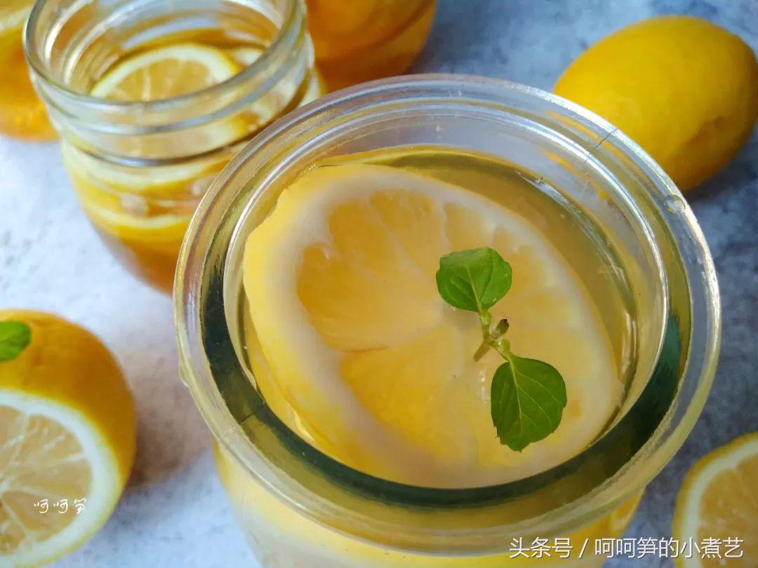 怎么做蜂蜜柠檬水超好吃又好看,柠檬水的做法简单又好喝不加蜂蜜