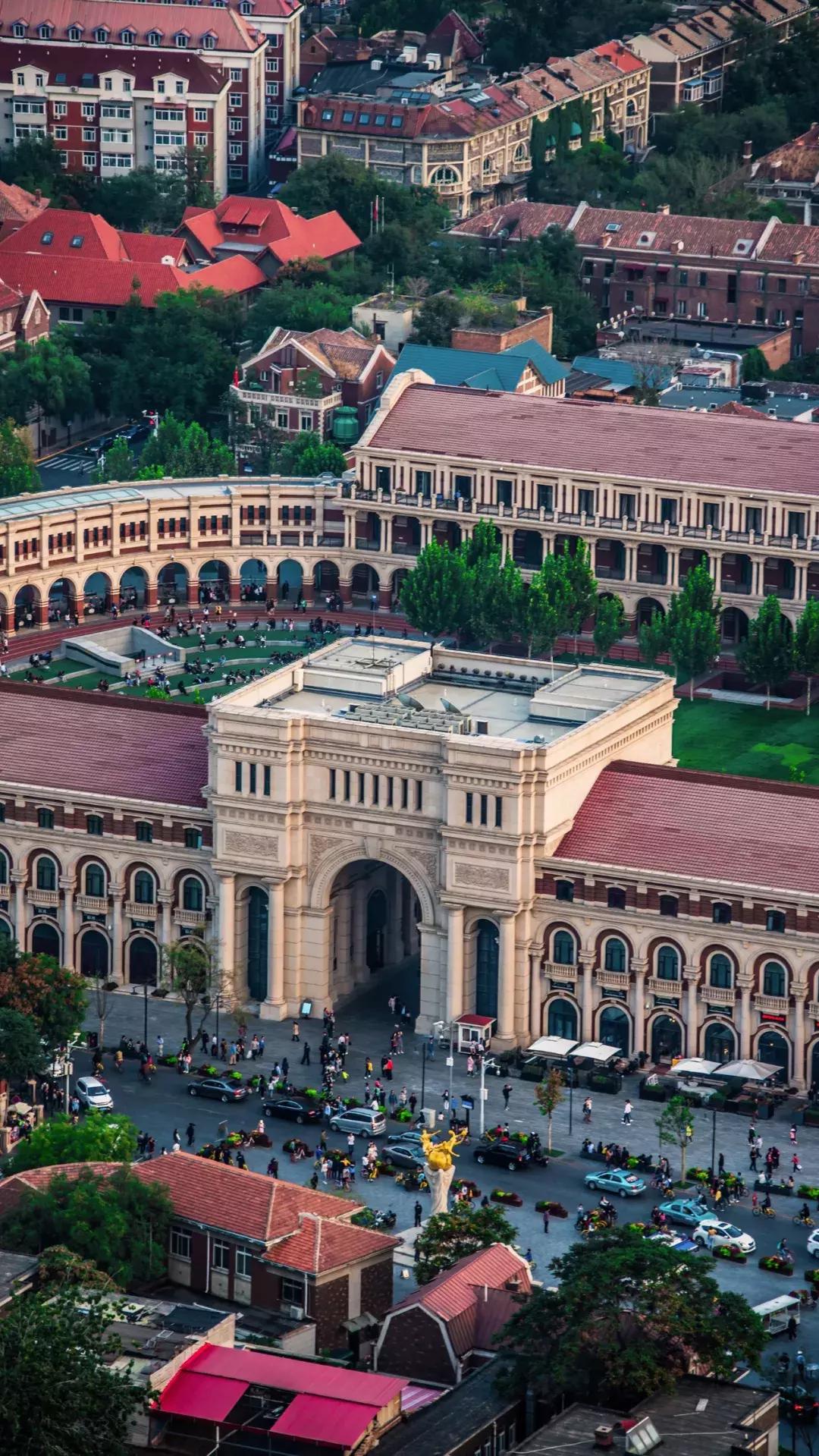 天津人八成有这样的朋友：浑身匪气说话冲肺管子，顾家又无微不至