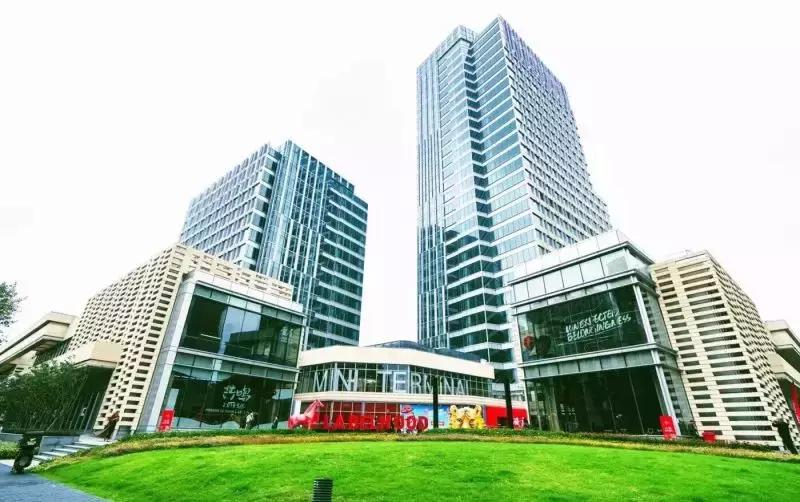 新天地开业的美食广场,新天地时尚购物中心美食