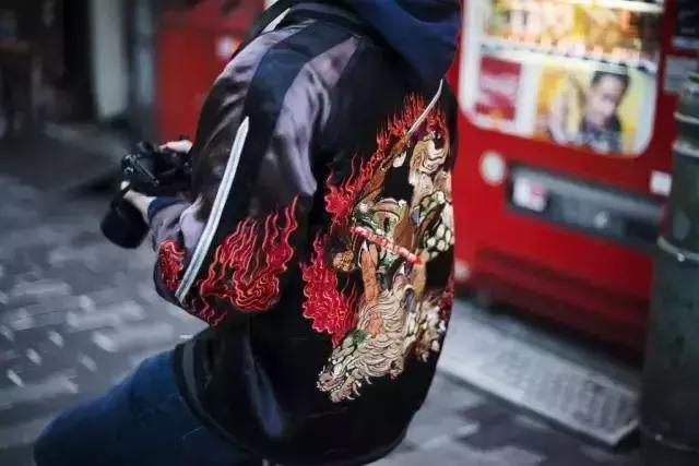 黑帮穿衣,黑帮服饰搭配