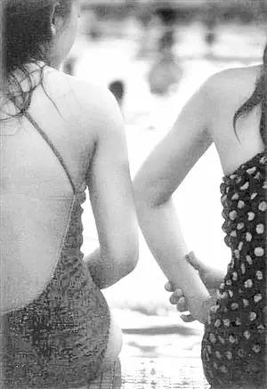 什刹海游泳最新视频,什刹海游泳场视频