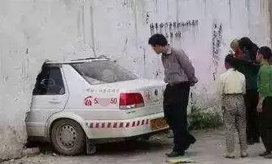 石家庄驾校教练工资一般多少,驾校教练工资和学员通过率挂钩吗