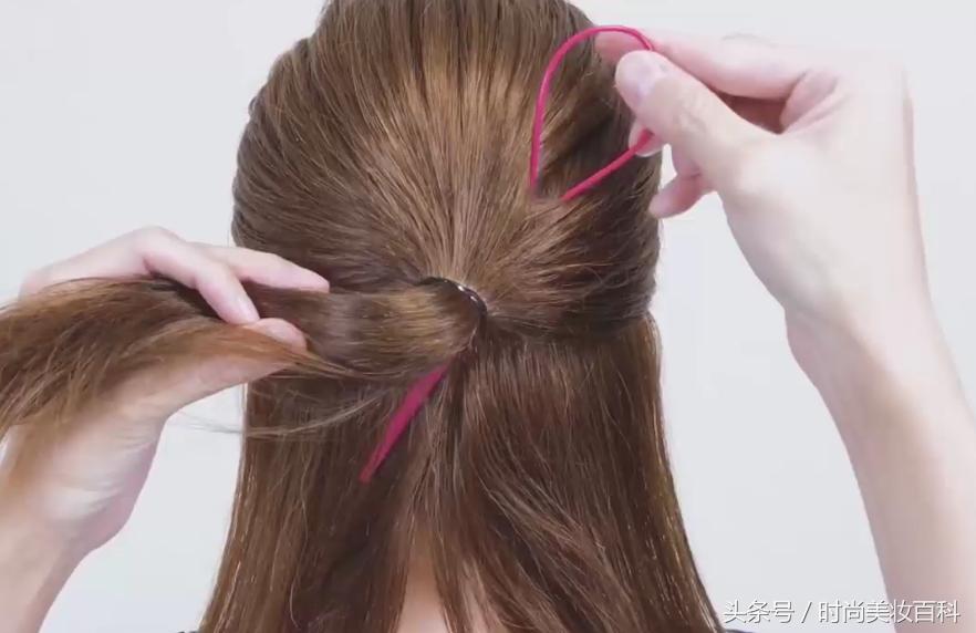 时尚美妆穿搭教程,美妆盘发教程图片