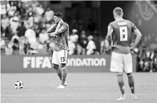 德国7比1胜门将,德国门将三连扑