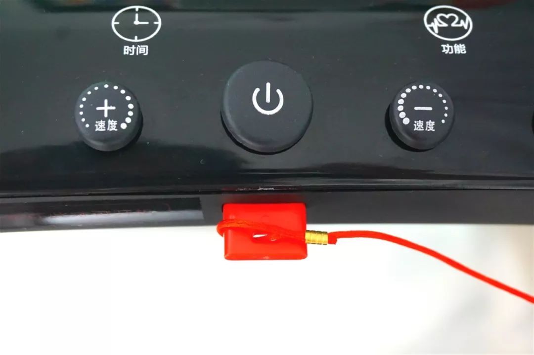 小乔咕咚合作款跑步机,小巧高颜值小乔智能跑步机体验