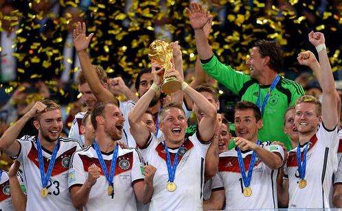 德国世界杯出局勒夫态度,勒夫欧洲杯半决赛出局