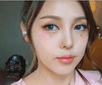 学会101小姐姐的亮片妆，稳站PARTYC位！