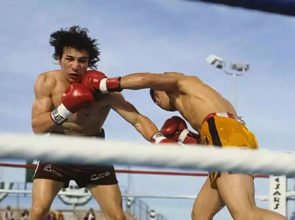 韩国踢球脏动作,韩国疯狗