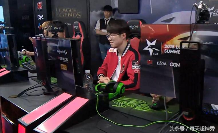 skt鎵撹触faker琛ㄦ儏,skt鎴樿儨t1faker鍝藉捊鍝常