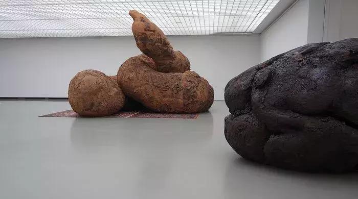 三观毁｜这个位于荷兰鹿特丹的博物馆，居然进屎了!!