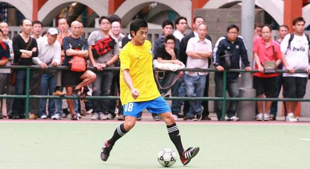 香港明星踢球刘德华,刘德华足球明星