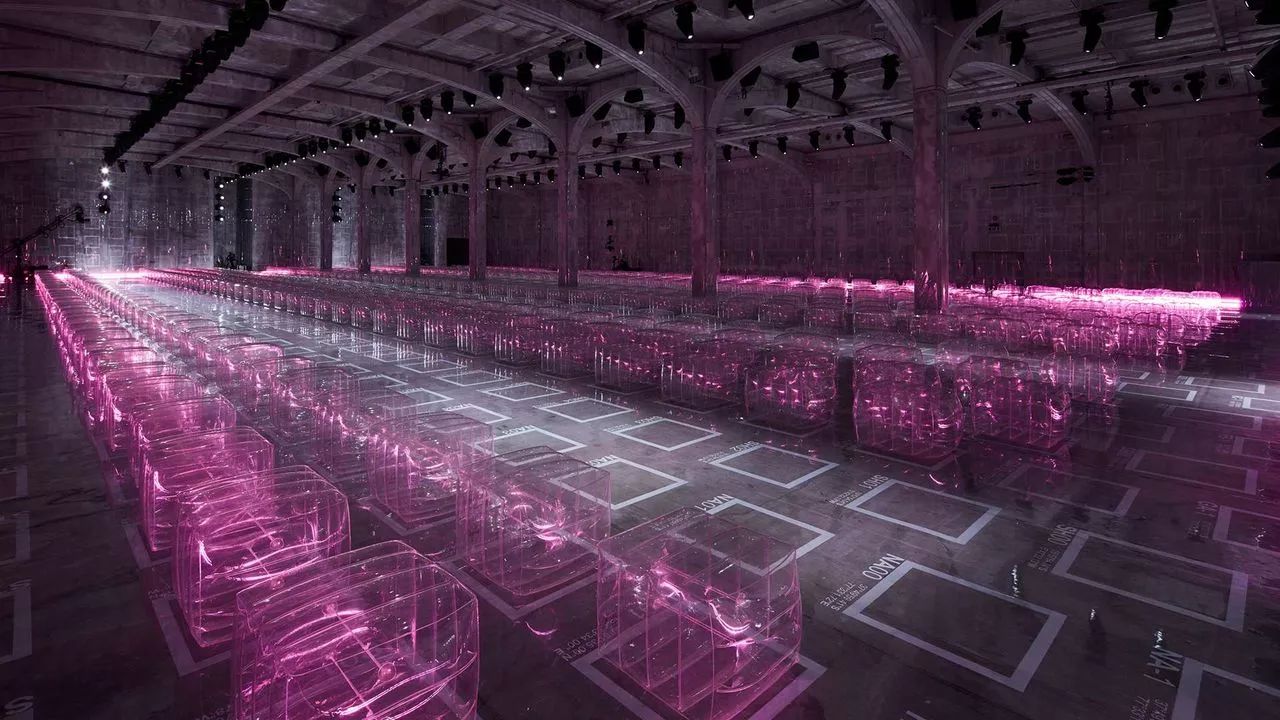 prada鍐嶇敓绯诲垪,prada鎹㈡帉闂ㄤ汉