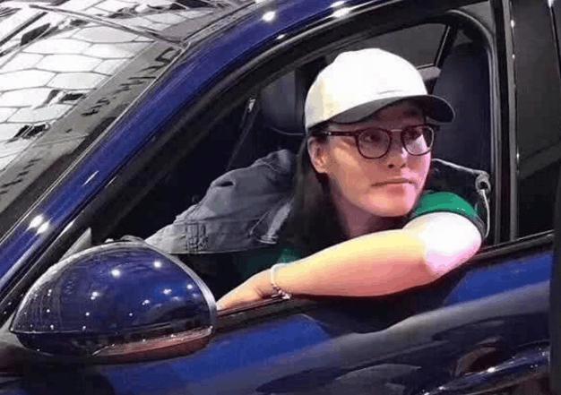 傅园慧刘湘,傅园慧麦克阿瑟