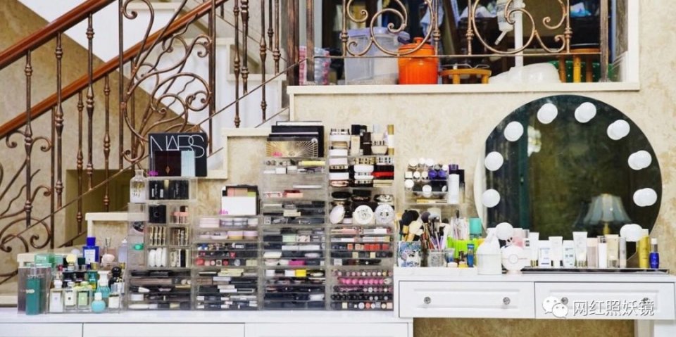 张辛苑化妆台图片,张辛苑美妆