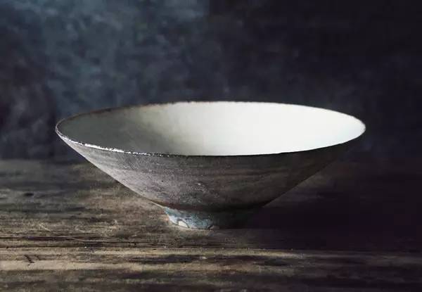 婚姻这只旧碗深度好文,买碗要厚重的还是轻薄的好