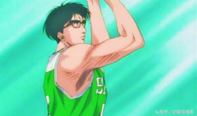 动漫角色足球,各种动漫角色踢足球