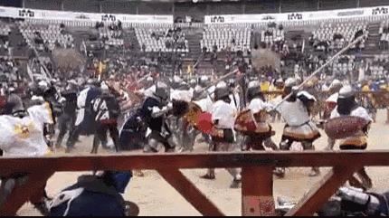 为什么俄罗斯的人喜欢穿阿迪,俄罗斯人为什么都喜欢穿阿迪