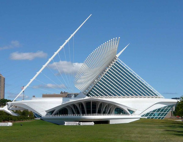 圣地亚哥卡拉特拉瓦躯扭大楼介绍,建筑史中的建筑大师