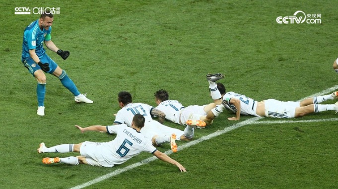 西班牙足球黄金一代将谢幕,世界杯出局