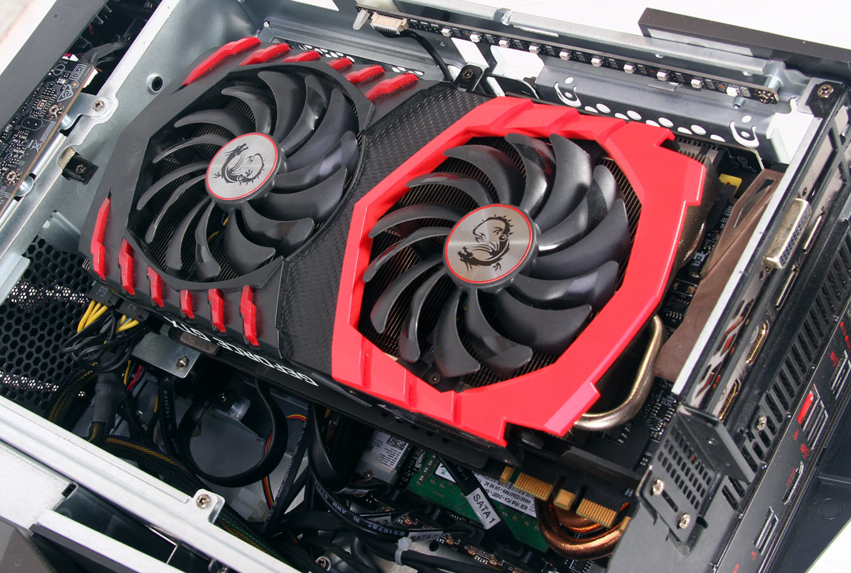 耿耿于怀，换上地表最强游戏显卡再战胆气寒