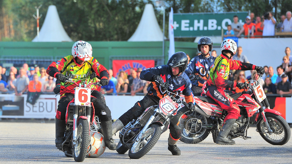 世界杯真没意思,看世界杯没意思开始练球