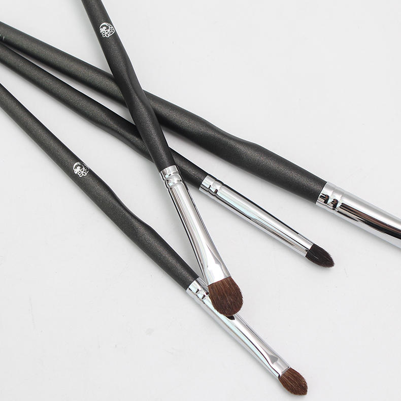 眼影刷初学者怎么选,眼影刷的挑选