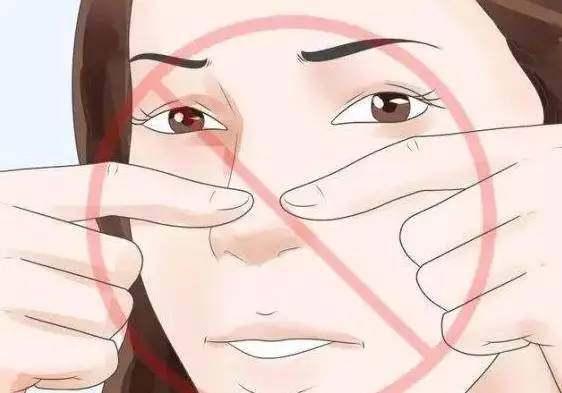 让毛孔变小最快的方法学生,让毛孔变小用什么药