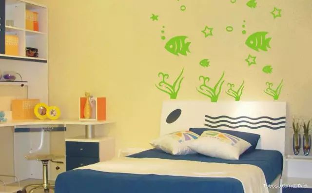 硅藻泥好还是一般油漆好,硅藻泥贵还是乳胶漆贵