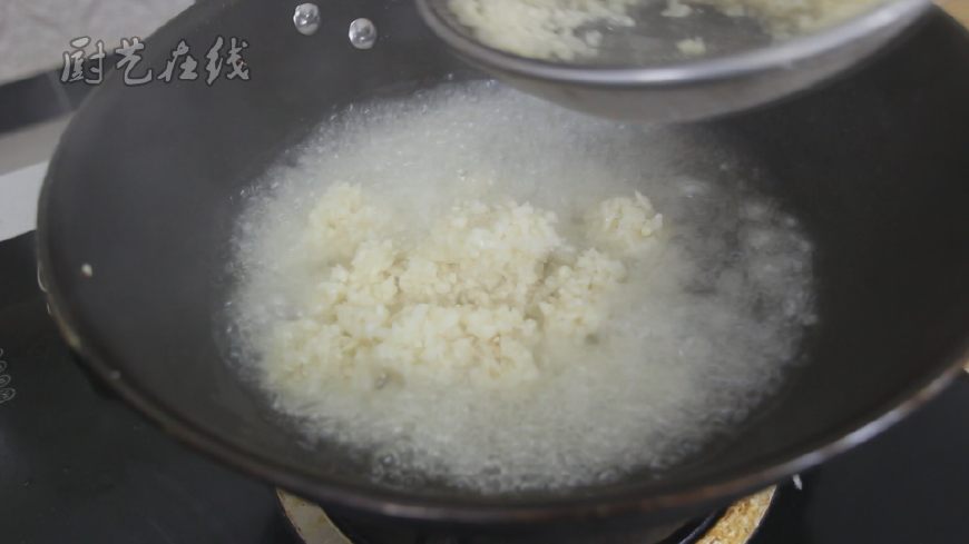 秘制蒜蓉蒸扇贝,美食制作视频蒜蓉蒸扇贝