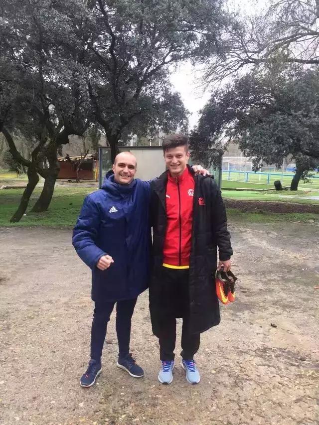 19岁恒大新星谭凯元,广州恒大谭凯元