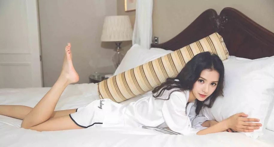 自己用手机拍写真怎么拍出高级感,摄影技巧如何拍摄高质量数码照