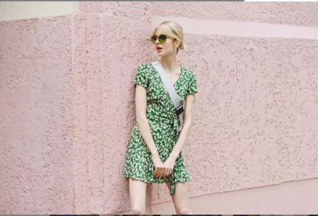 刘诗诗穿起今年最流行的连衣裙,打底连衣裙秋冬高级感刘诗诗同款