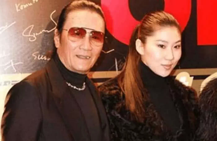 谢贤与小女友coco什么时候分手的,谢贤多少岁跟coco分手的