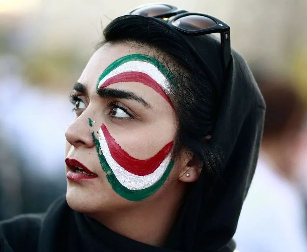 世界杯看台小姐姐哪家强？你定