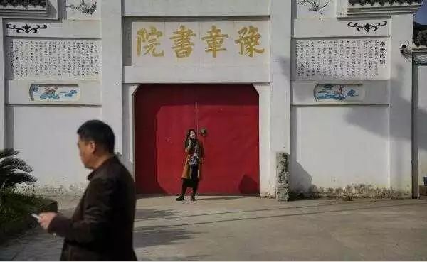 被亲人两次扔进魔窟，这片对我的伤害远超过「熔炉」