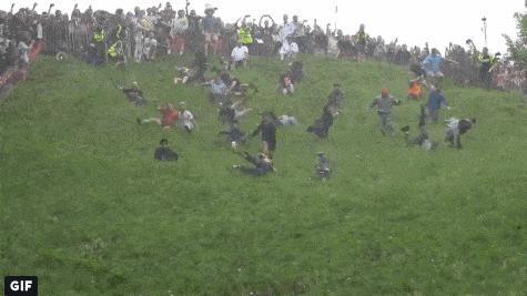 动图直击：“内马尔翻滚”火大了，连猫和老鼠都学会了！