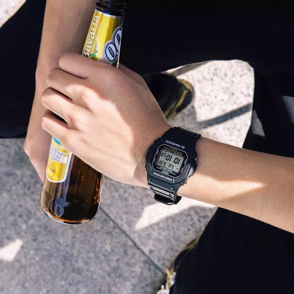 适合学生党的智能霸气手表,适合学生的简约风手表