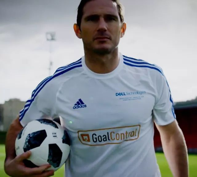 门线球是怎么判定的,门线球是不是界外球